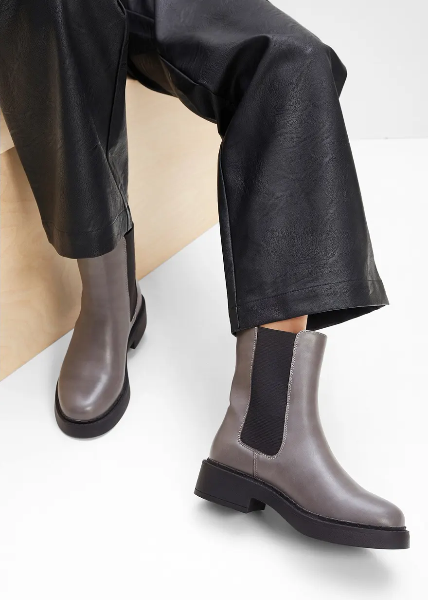 Chelsea Boot