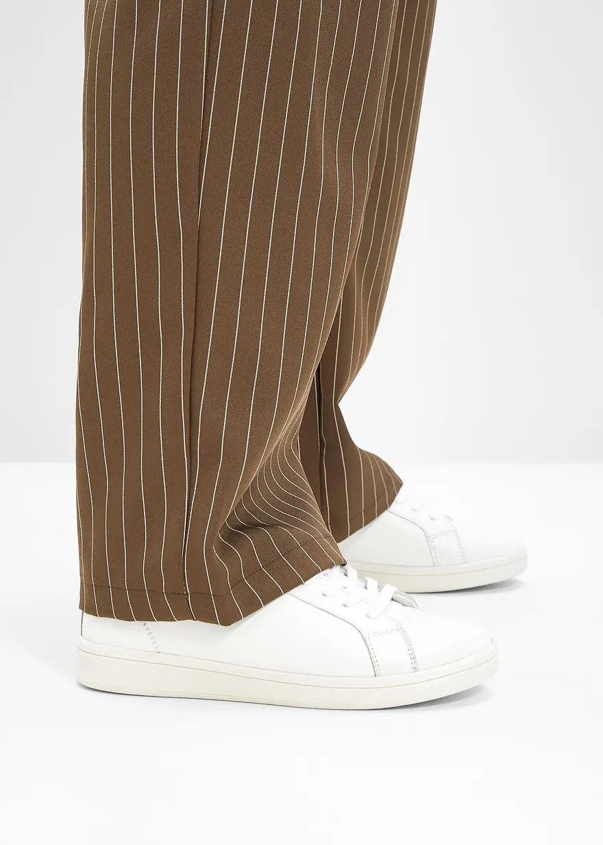 Sneaker aus Leder