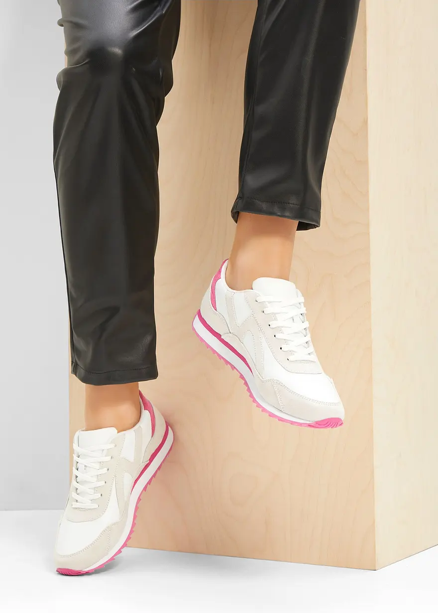Sneaker