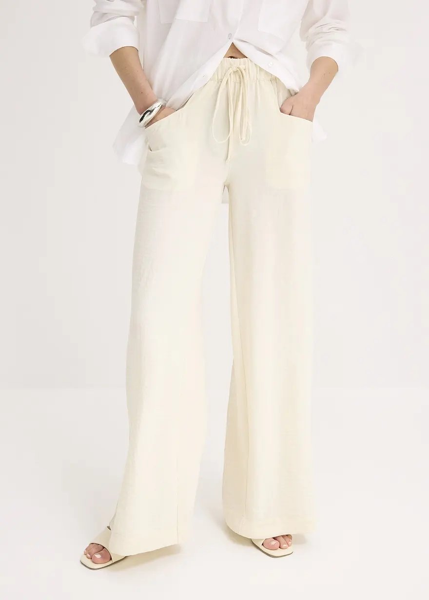 Marlenehose aus leichtem Crêpe