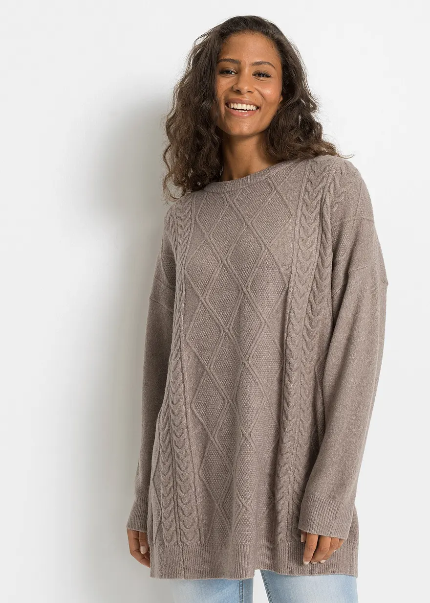 Oversize-Pullover mit Zopfmuster