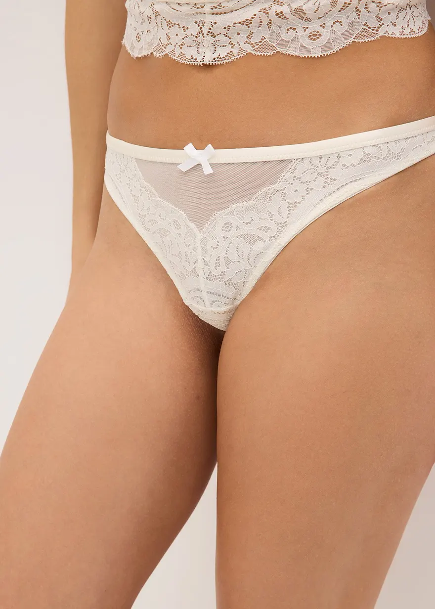 String mit nahtloser Hinterhose