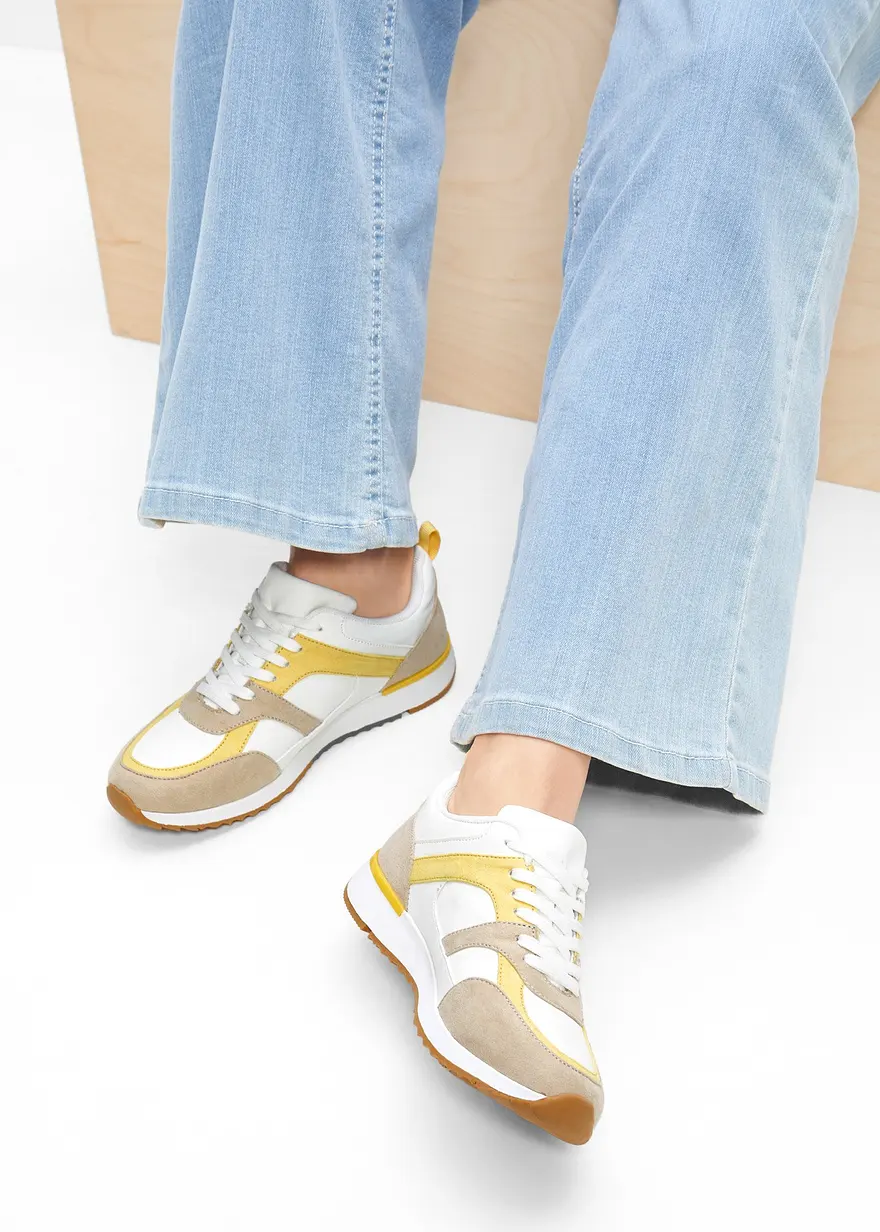 Sneaker