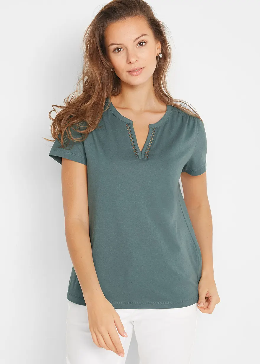 Shirt mit dekorativem Ausschnitt