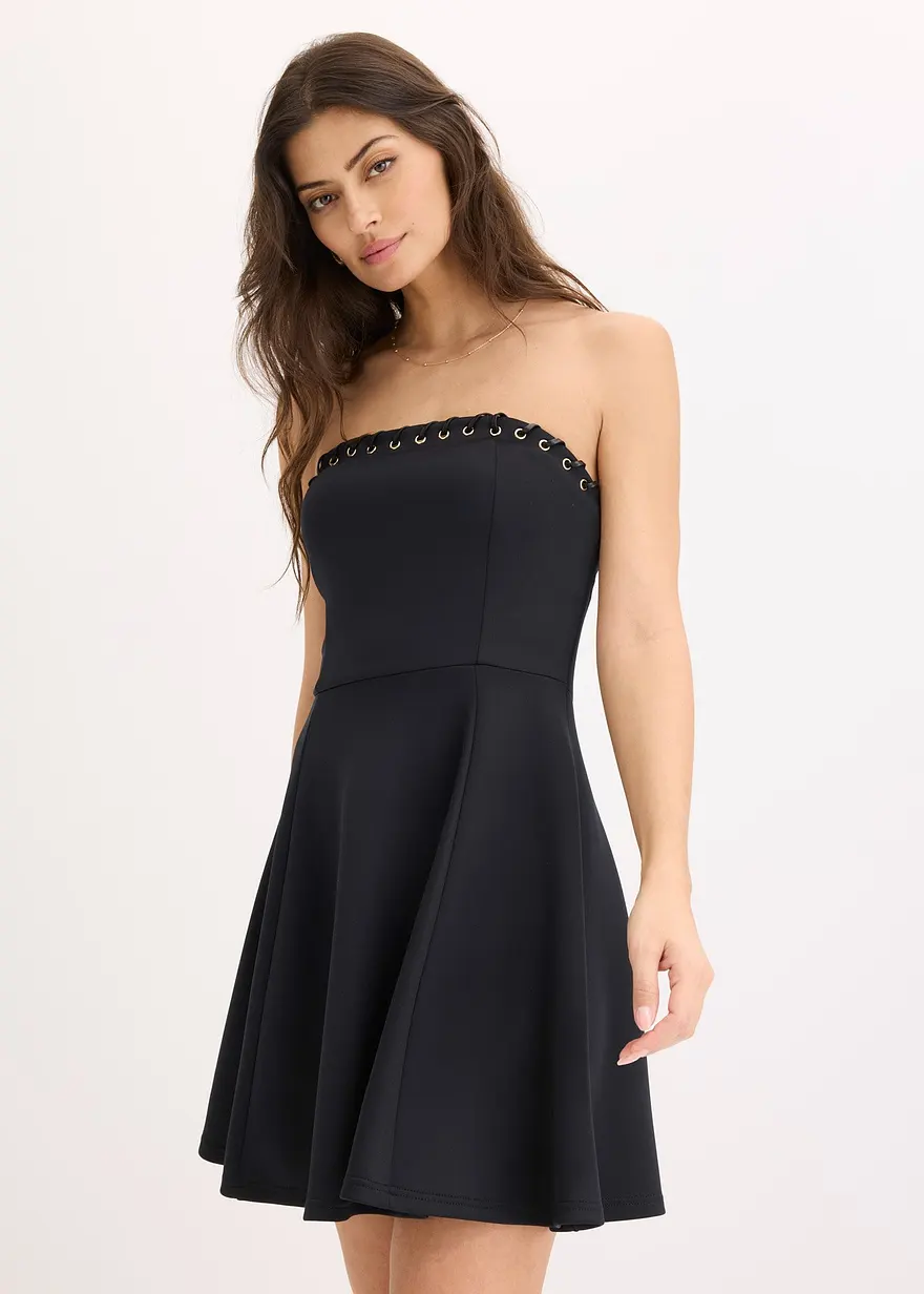 Minikleid mit Kettendetail