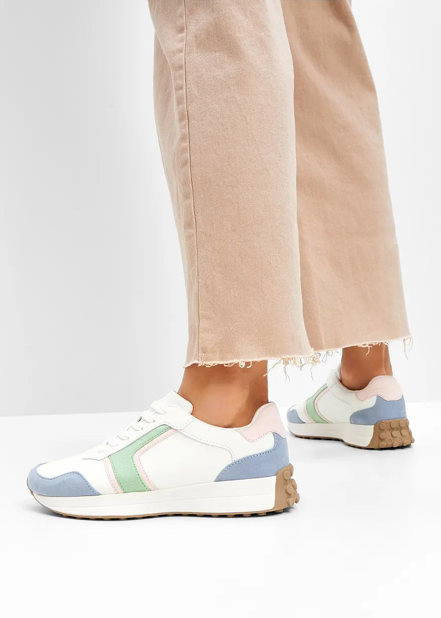 Sneaker