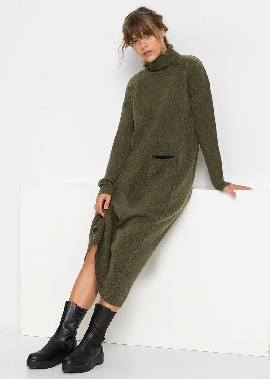 Strickkleid mit Rollkragen