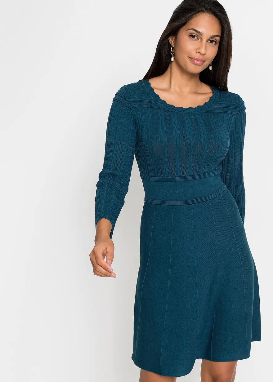 Strickkleid mit Ajourmuster