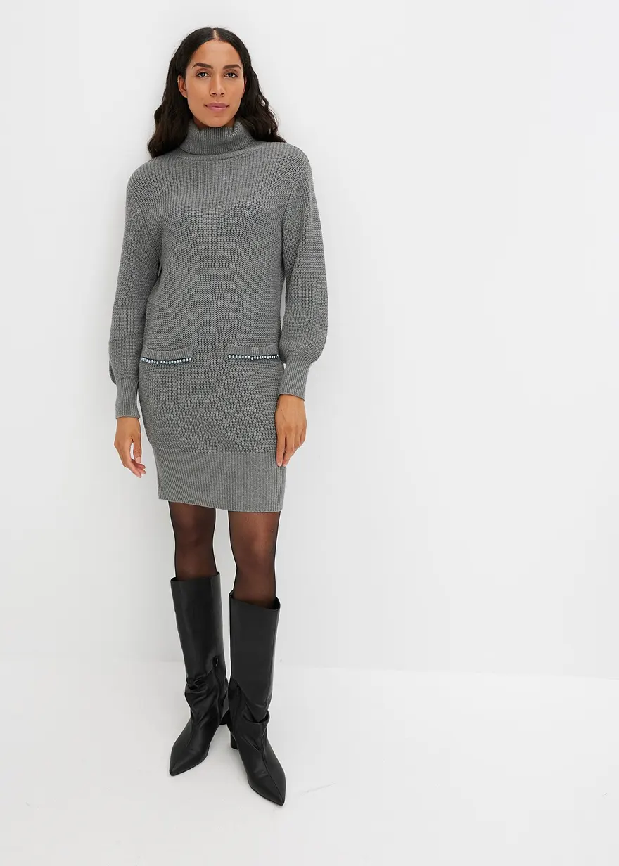 Strickkleid mit aufgesetzten Perlen