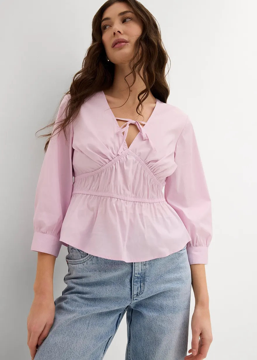 Geraffte Bluse mit elastischen Nähten