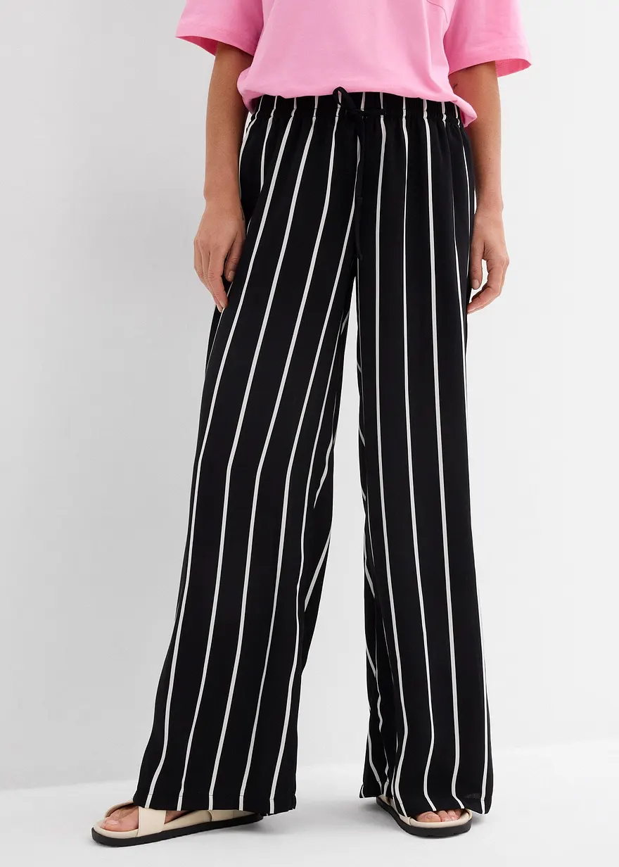 Marlenehose aus leichtem Crêpe
