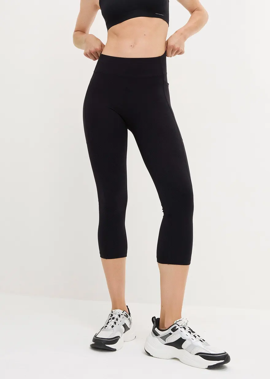 Ultrasofte Sport-Leggings mit seitlichen Taschen, Capri-Länge