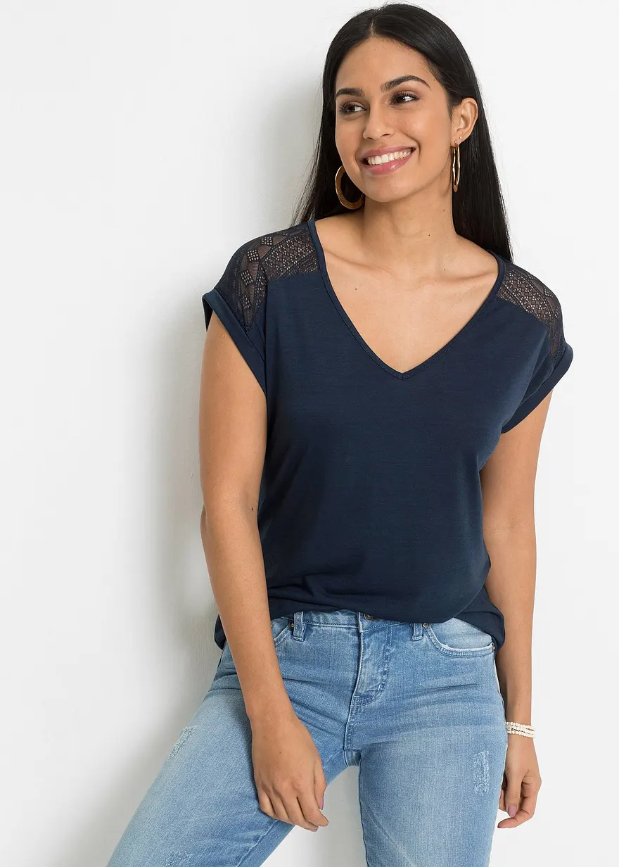 Shirt mit Spitze