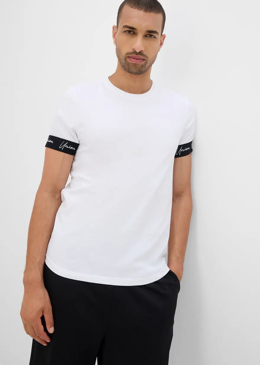 T-Shirt aus reiner Bio-Baumwolle, Slim Fit