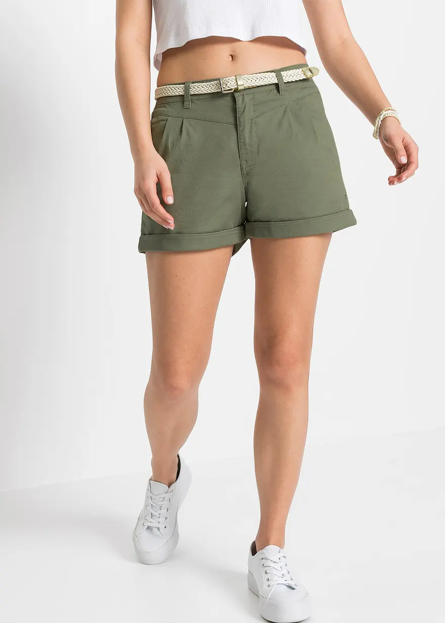 Shorts mit Gürtel