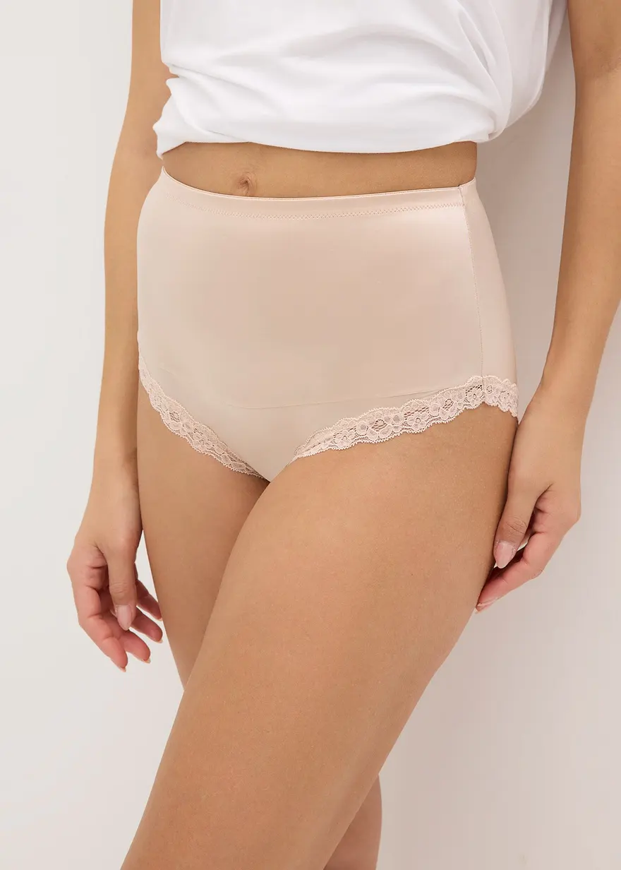 Highwaist Shape Panty mit Glanzeffekt und leichter Formkraft