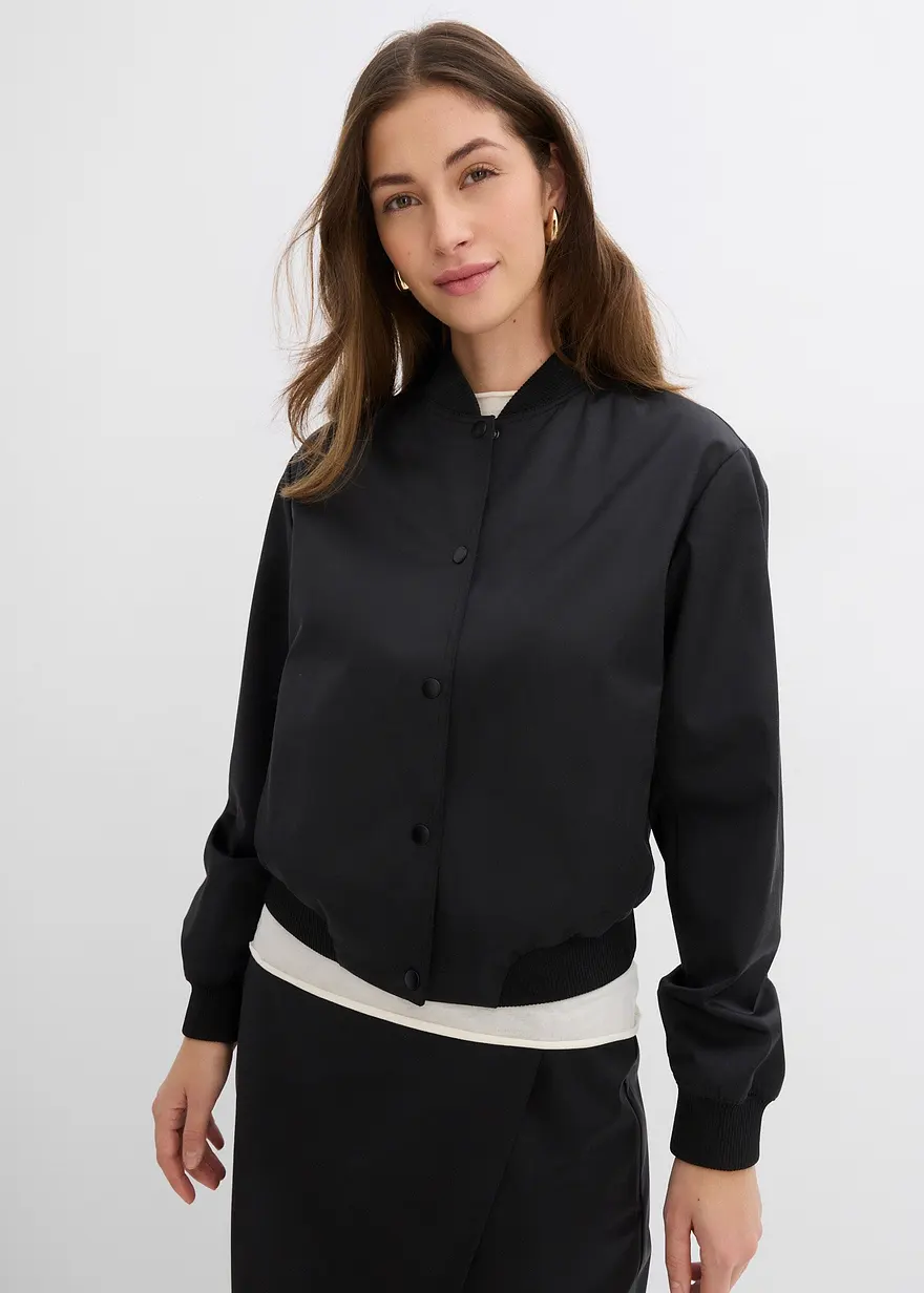 Kurzer Blouson aus glänzendem Satin