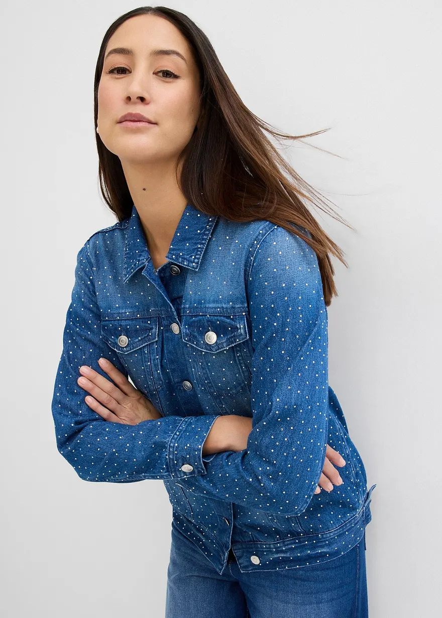 Jeansjacke mit Strasssteinen
