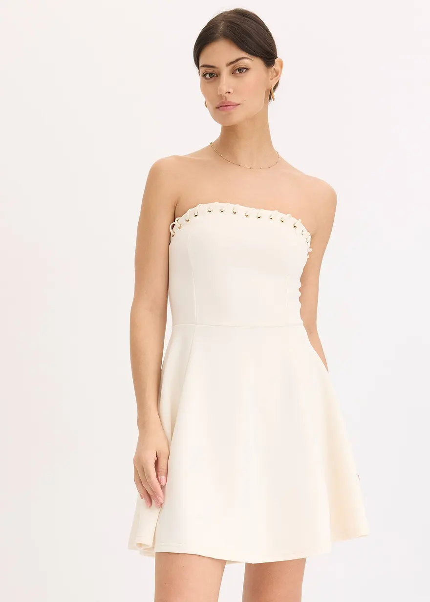 Minikleid mit Kettendetail