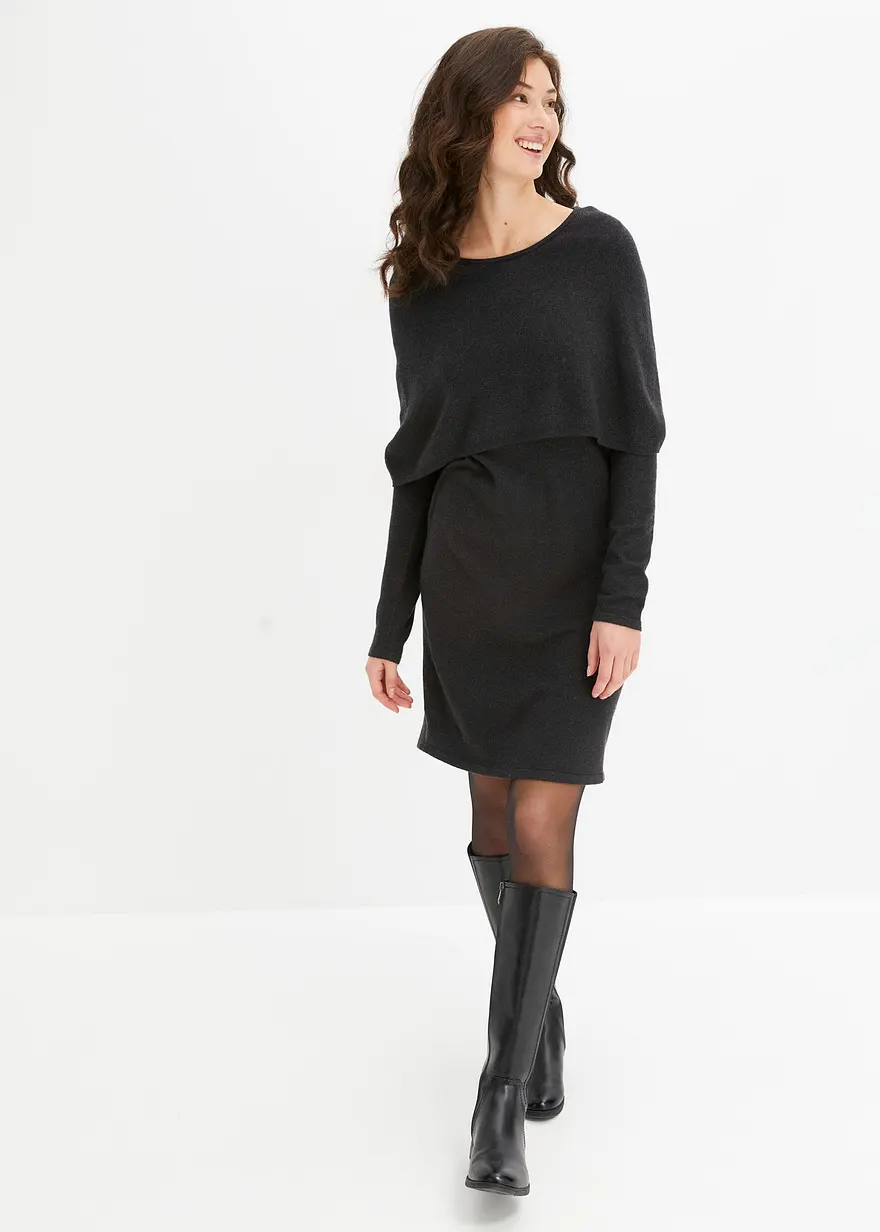 Strickkleid mit variablem Kragen
