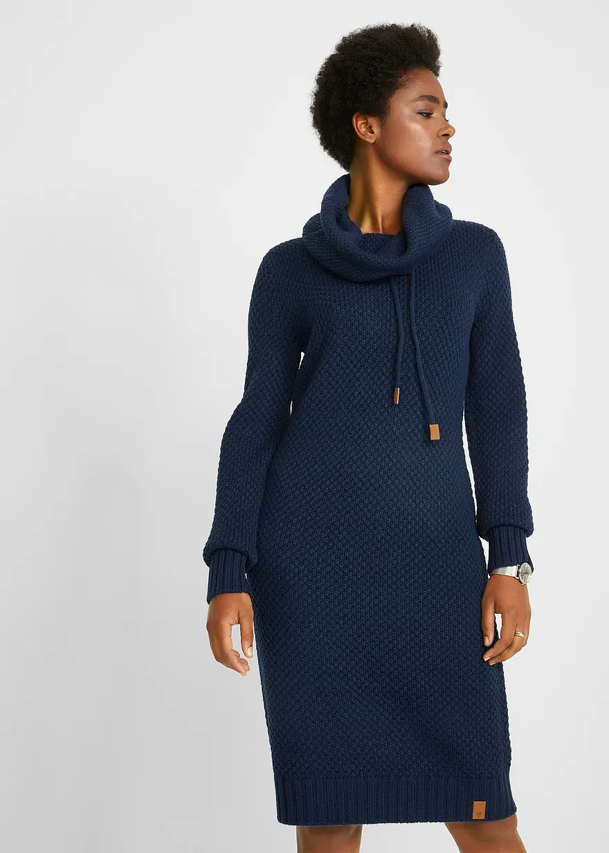 Strickkleid mit Schalkragen