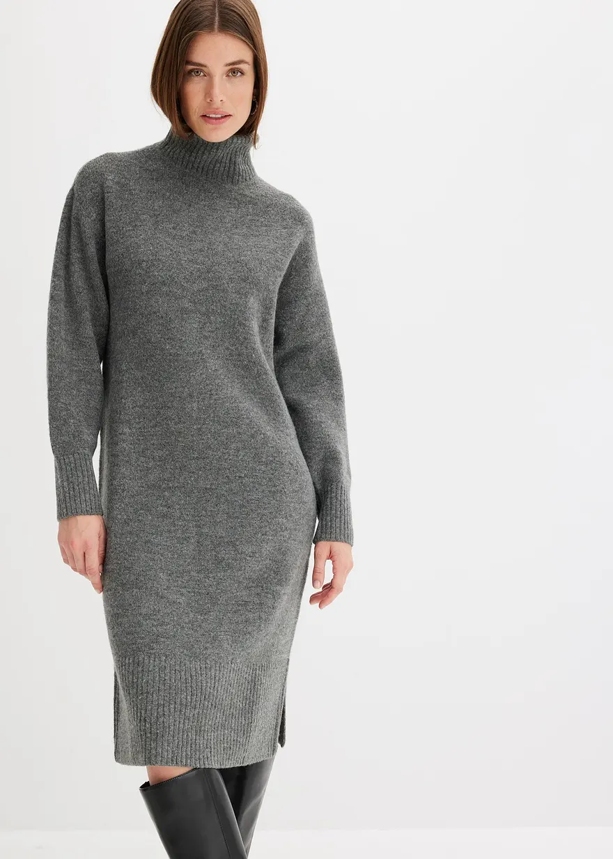 Strickkleid mit Schlitz