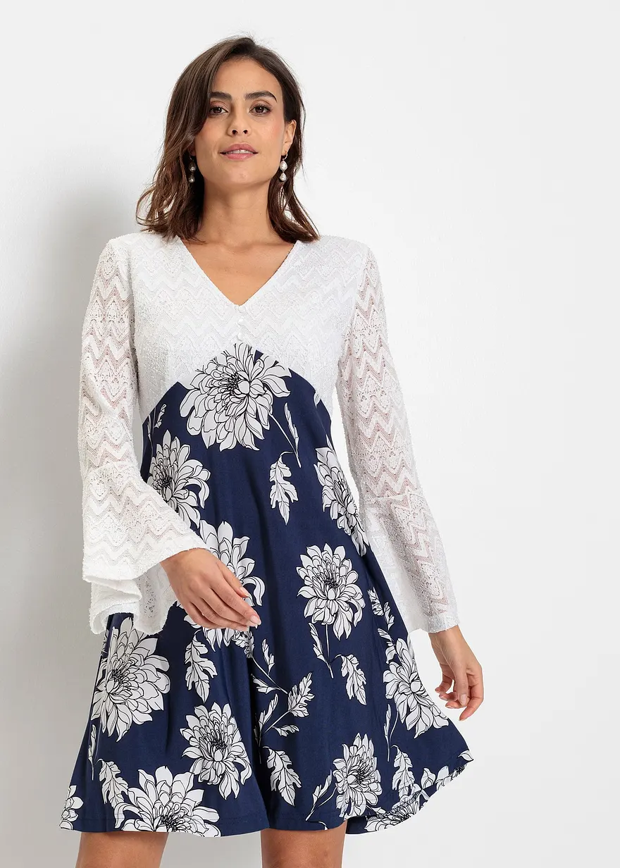 Jerseykleid mit Spitze