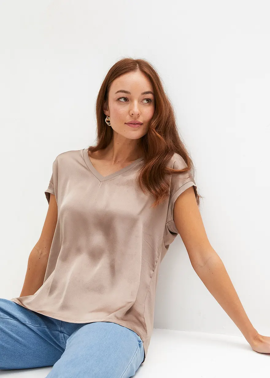 Shirt mit Satineinsatz