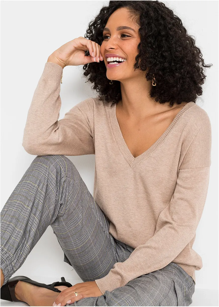 Oversize-Pullover mit V-Ausschnitt