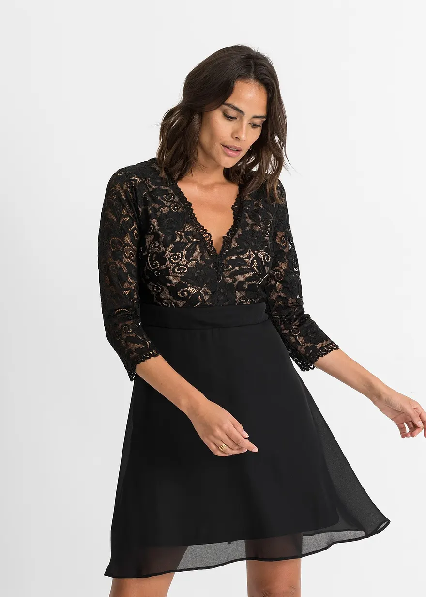 Chiffonkleid mit Spitze
