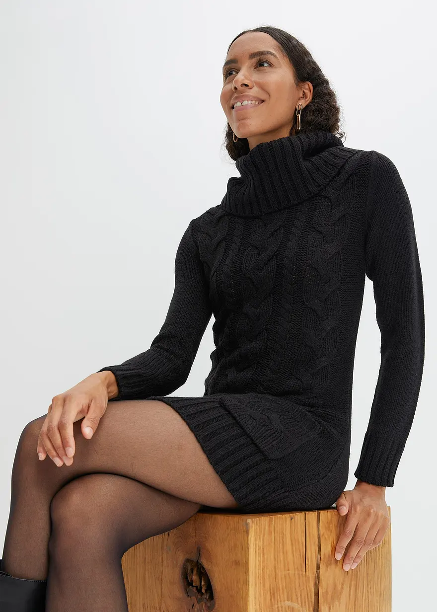 Strickkleid mit Rollkragen und aufgesetzten Taschen