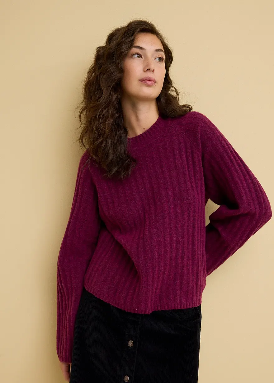 Gerippter Pullover, verkürzt