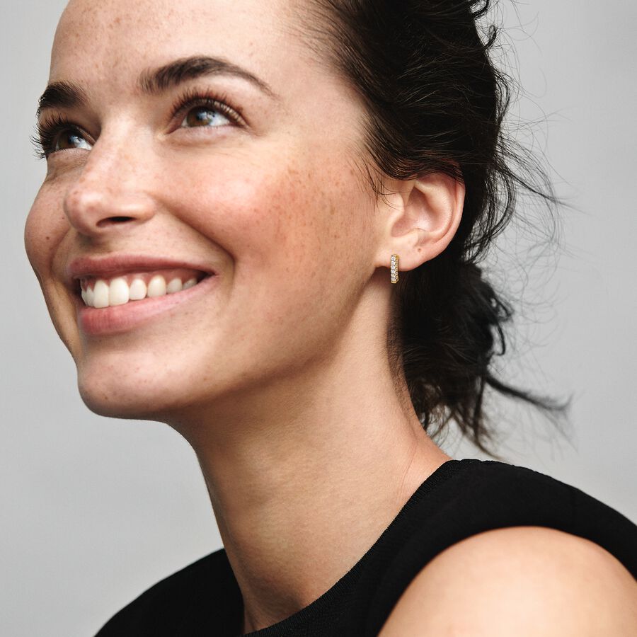 Timeless Pavé Single-row Bar Stud Earrings